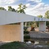 Lávka Holešovice – Karlín, architekt Petr Tej - dronový záběr
