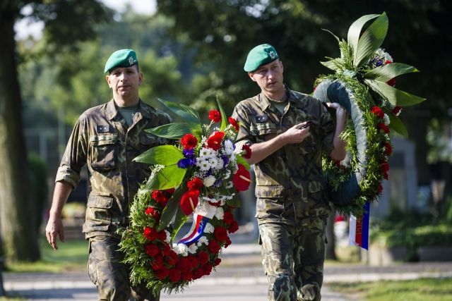 Pohřeb českého vojáka v Hradci Králové