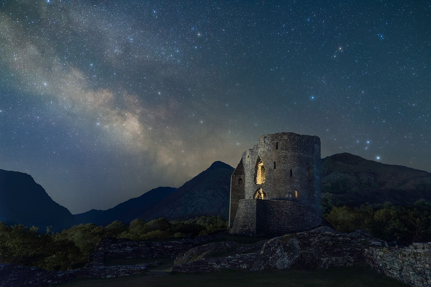 Finalisté mezinárodní soutěže fotografů vesmíru Astronomy Photographer of the Year 2023, kterou pořádá Královská observatoř v Greenwichi.