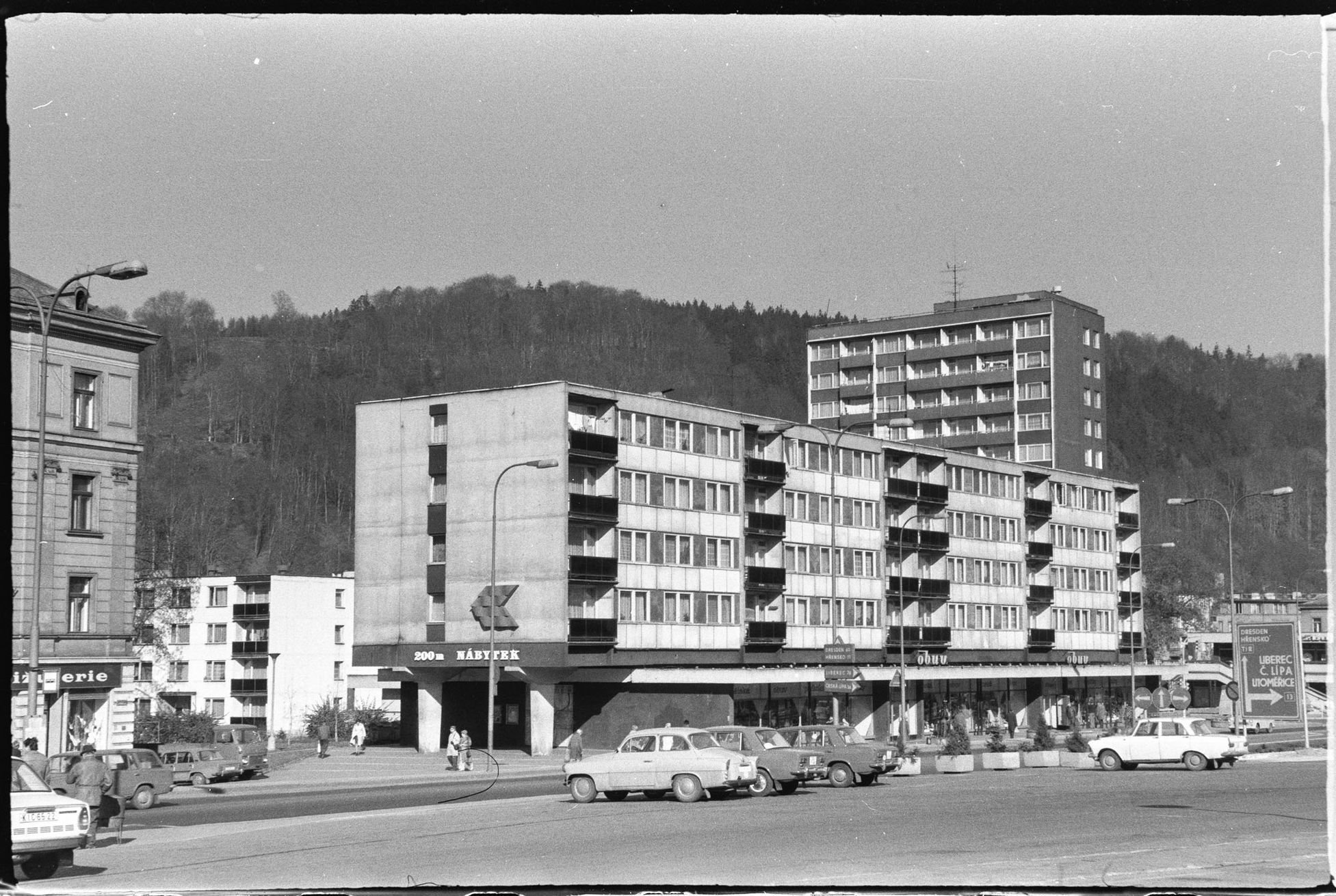 Negativy z popelnice, Martin Wágner, iniciativa, sbírka, archiv, Foto, fotografie, Magazín