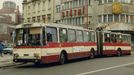 Škoda 15Tr je kloubový trolejbus vyráběný v letech 1988-1995 podnikem Škoda Ostrov. Vychází z typu 14Tr. Od roku 1995 se vyráběla modernizovaná verze Škoda 15TrM. Snímek pořízen v centru Hradce Králové v roce 1992.