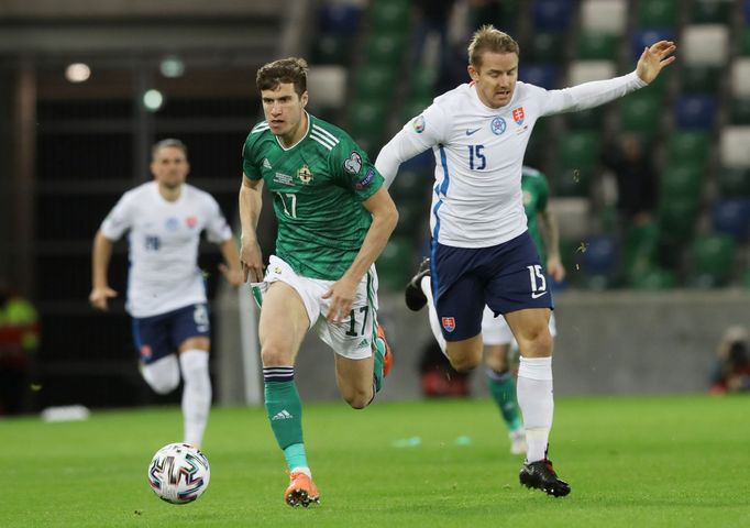 Paddy McNair, Tomáš Hubočan