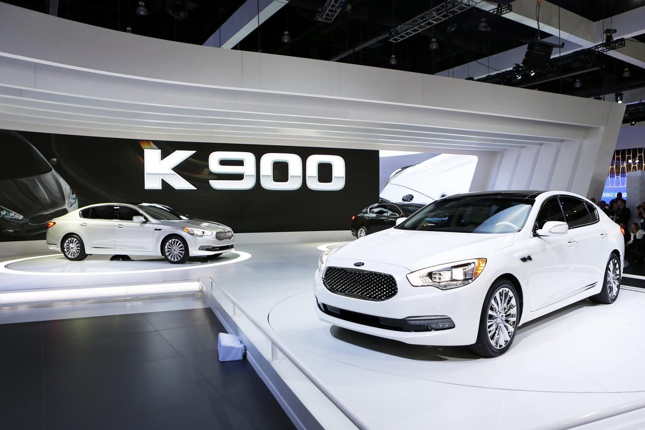 Kia 900