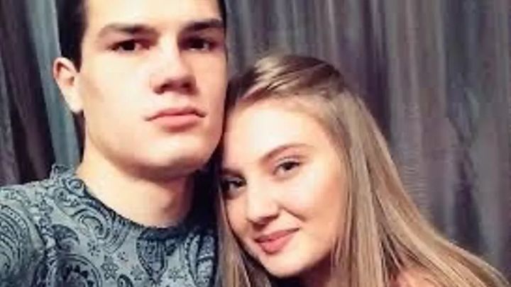 "Seděl na podlaze a pil vodku." Ruskem otřásl Putinův zásah v kauze vraždy mladé ženy