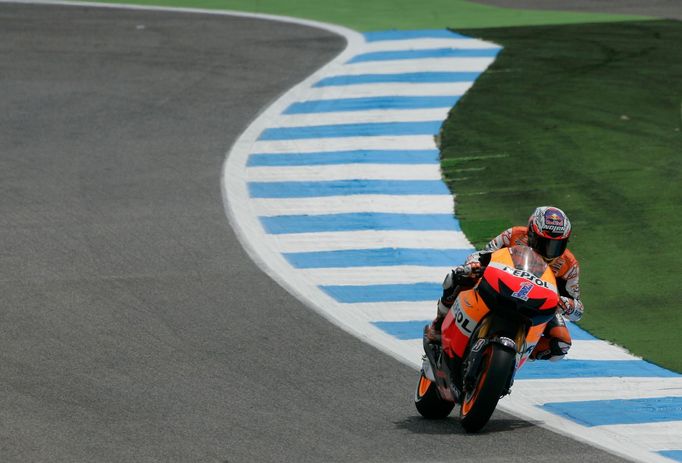 Casey Stoner v tréninku na Velkou cenu Portugalska v Estorilu