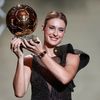 Zlatý míč 2022: ženská vítězka Alexia Putellasová (FC Barcelona)