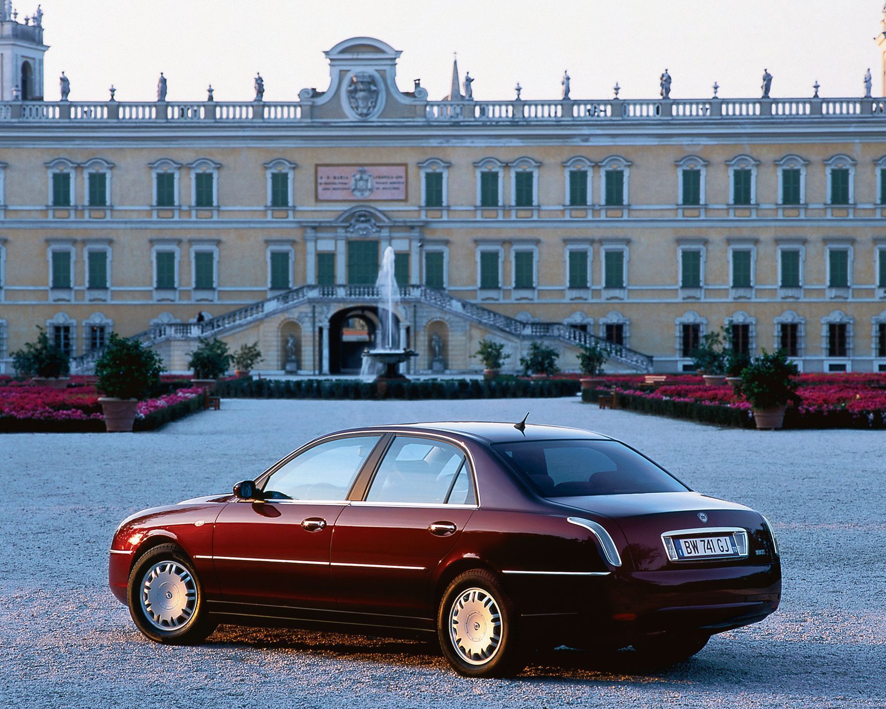 Lancia Thesis