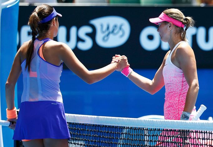 Ana Ivanovičová a Lucie Hradecká v prvním kole Australian Open