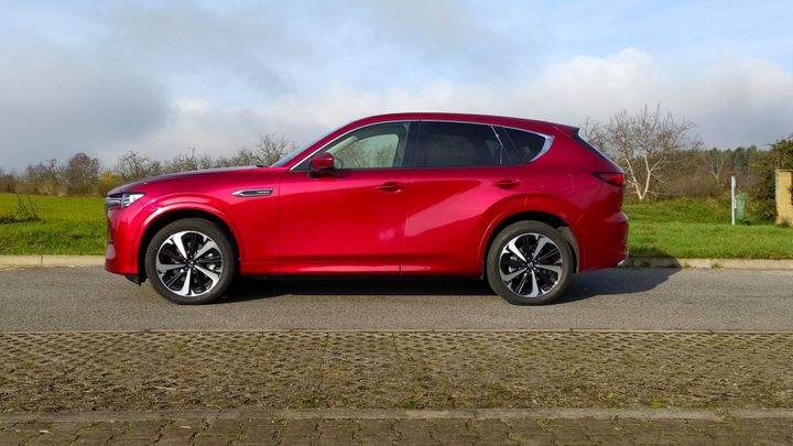 Mazda má nový vrchol. CX-60 nabízí působivý výkon i cenu, podvozkem ale zklame; Zdroj foto: Jakub Stehlík