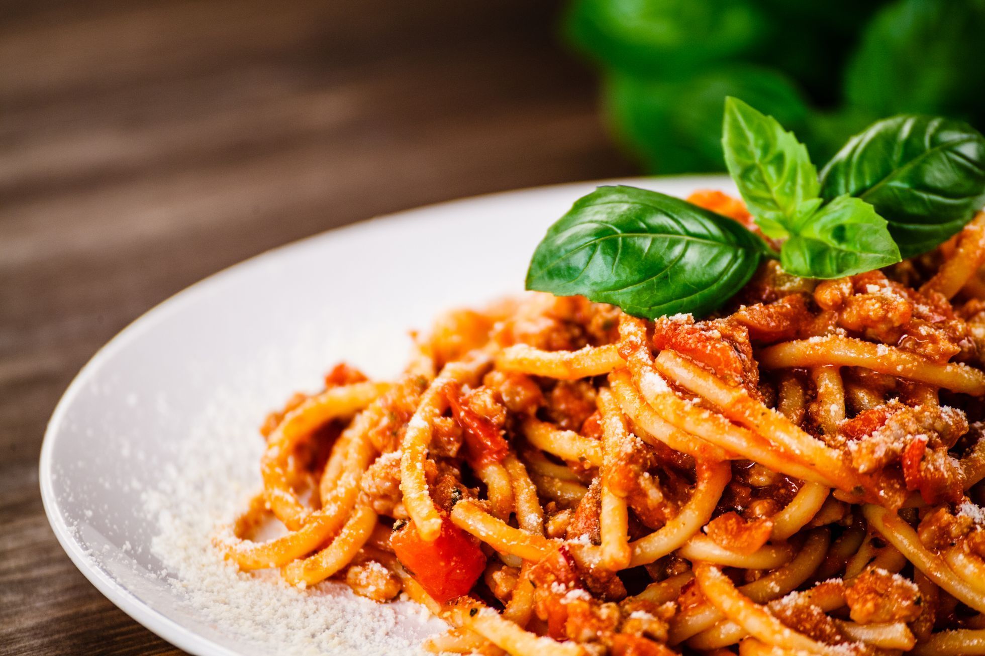 špagety, rajčata