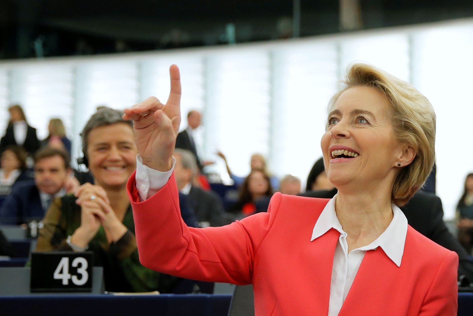 Předsedkyně Evropské komise Ursula von der Leyenová po vyslovení důvěry v Evropském parlamentu.