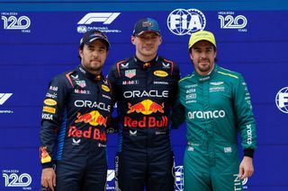 F1, VC Číny 2024: Sergio Pérez, Max Verstappen (oba Red Bull), Fernando Alonso (Aston Martin)