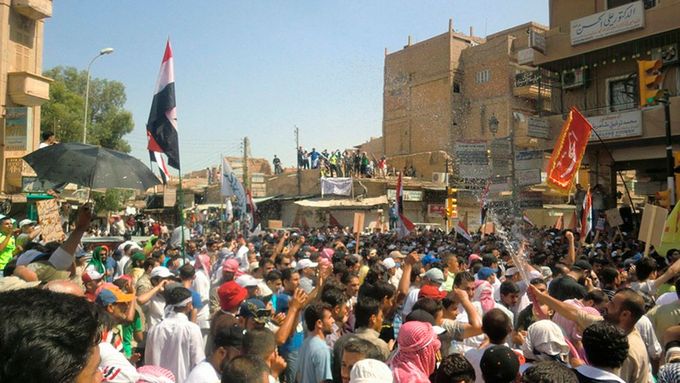 Syřané stále demonstrují. I proti lhostejnosti světa