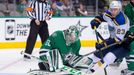 NHL: St. Louis - Dallas:  Dmitrij Jaškin (23) - Kari Lehtonen (32)