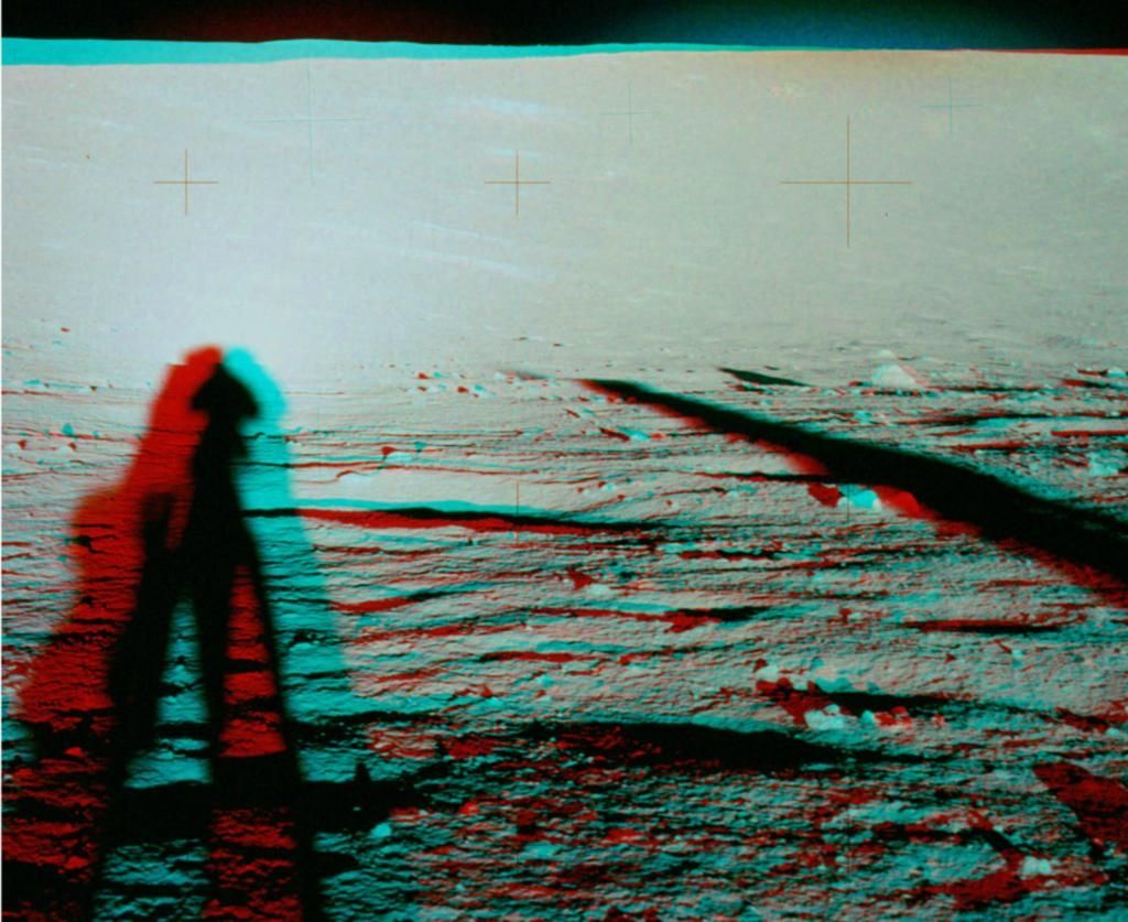 3D - Apollo 12 na Měsíci