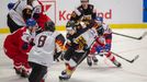 Radek Kučeřík (4), Tim Stützle (8) a  Dennis Lobach (19)  v zápase MS do 20 let Česko - Německo