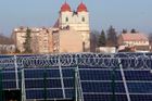 Chalupa: Daňové poplatníky vyjde fotovoltaika na bilion