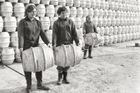 Nošovický pivovar zažehnal před 51 lety "pivní krizi". Dokumentují to unikátní fotky