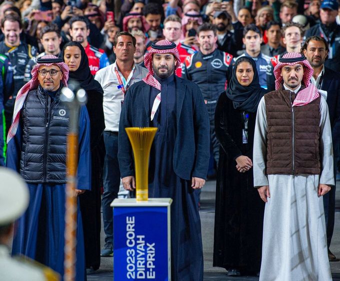 Saúdský korunní princ Muhammad bin Salmán na závodě formule E v Rijádu 2023