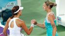 Garbine Muguruzaová a Karolína Plíšková v semifinále turnaje v Dubaji 2015