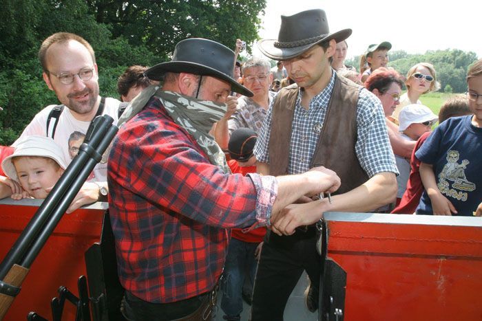 Úzkorozchodná parní železnice