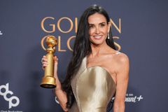 Zlaté glóby dostaly filmy Brutalista a Emilia Pérez, uspěla i herečka Demi Moore