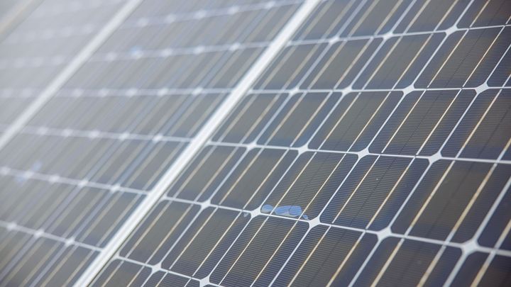 Příliš drahá fotovoltaická chyba; Zdroj foto: Lukáš Bíba
