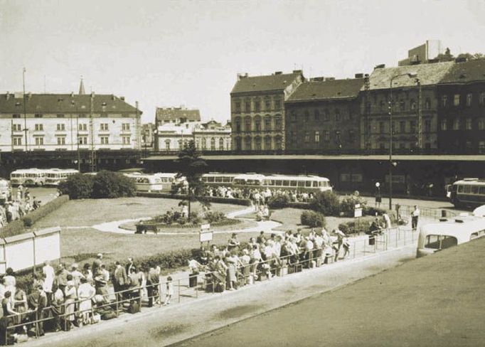 Autobusové nádraží Florenc.