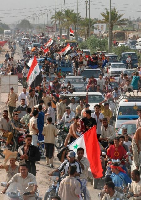 Iráčané slaví v ulicích