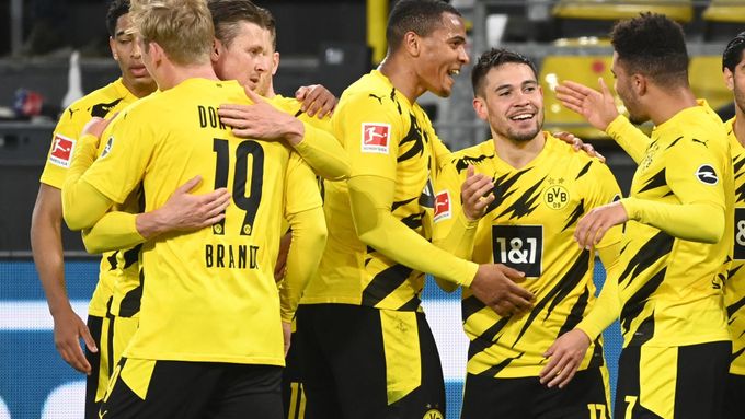 Dortmund si připsal třetí vítězství v řadě, tentokrát si doma poradil 2:0 s Unionem Berlín.