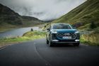 Světlo je geniální způsob, jak mluvit s řidičem. Audi Q3 umí teď víc než kdy dřív