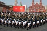V Moskvě se konala tradiční vojenská přehlídka ke Dni vítězství.