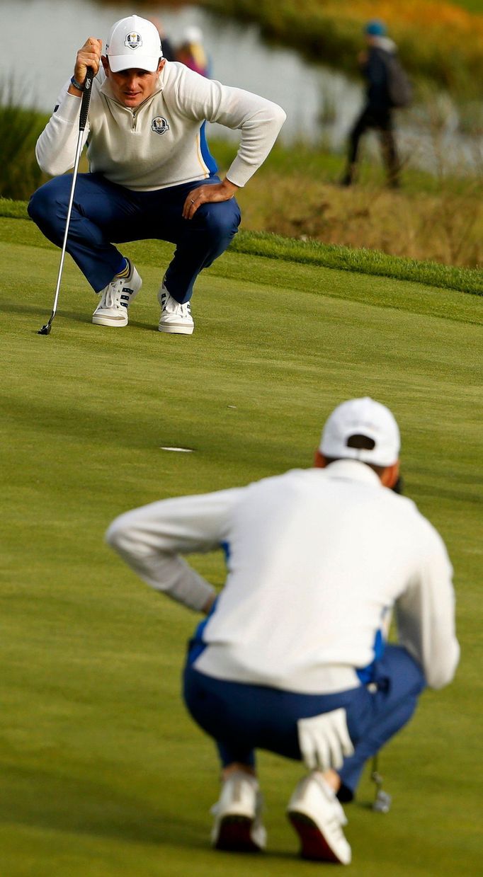 Justin Rose a Martin Kaymer na Ryder Cupu 2014