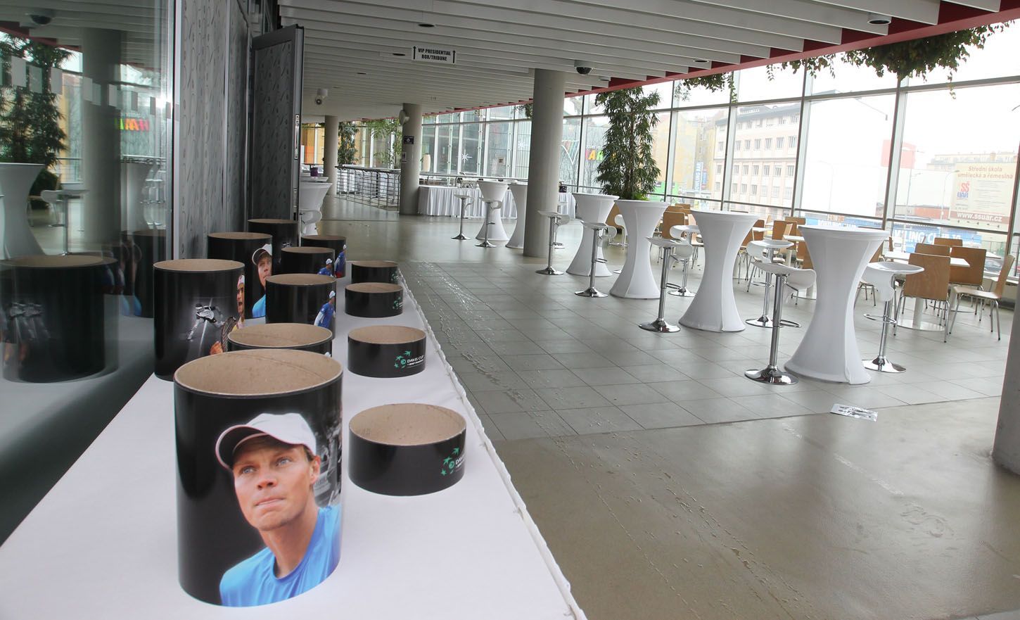 před utkáním finále Davisova poháru mezi Českem a Španělskem