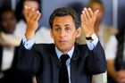Sarkozy vzdal bankovní daň, oddlužení Řecka bude tvrdší