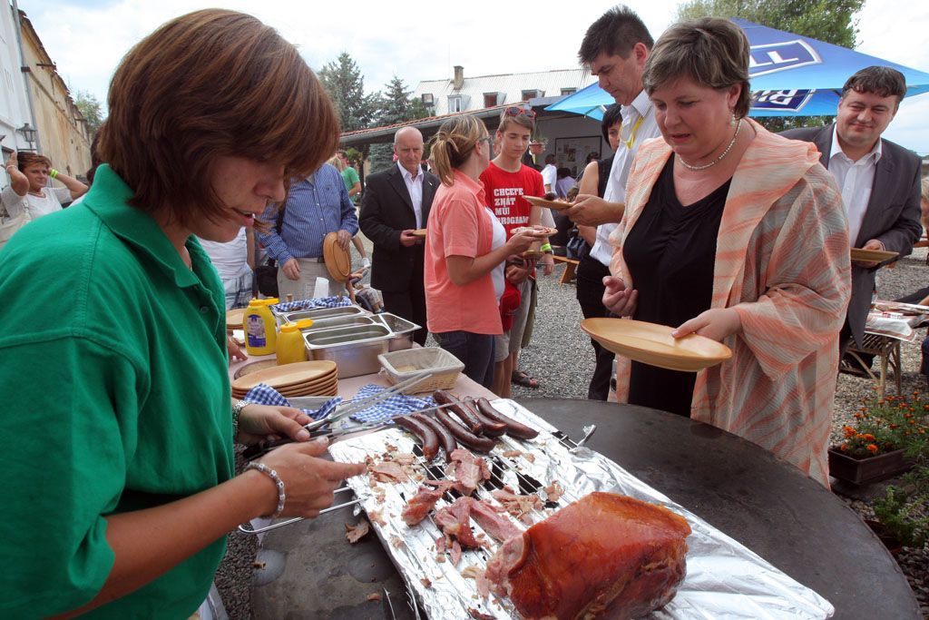 TOP a Starostové v Hostivici zahájili kampaň