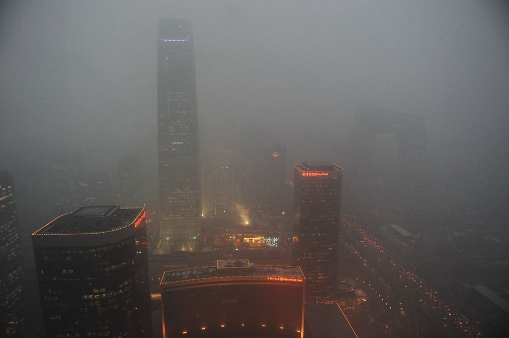 Foto: Podívejte se, jak smog zahaluje život ve městech - Čína