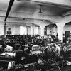 Fotogalerie / Před 115 lety byla podepsána smlouva o zřízení továrny na automobily Praga