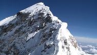 Mount Everest. S výškou 8848 metrů nad mořem nejvyšší hora na světě.