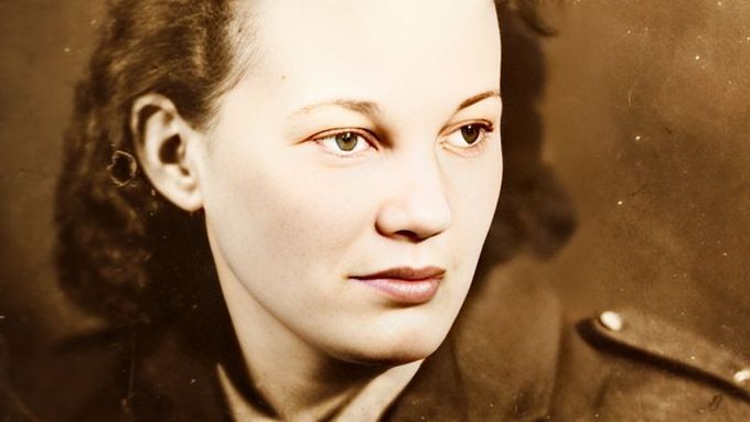 Jarmila narukovala k čs. jednotce v Buzuluku v červnu 1942 jako osmnáctiletá.