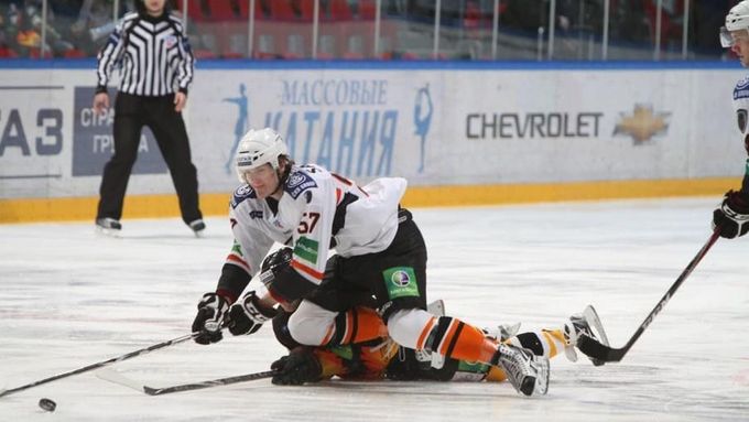 Jaroslav Šaršok v zápase KHL v dresu Lva Poprad