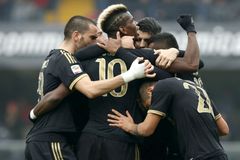 Juventus díky výhře nad Chievem vyrovnal klubový rekord, milánské derby zvládlo lépe AC