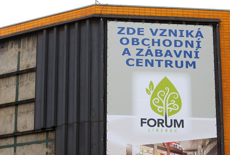 Obchodní dům Ještěd v Liberci před demolicí