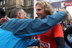 Pražský maraton vyhrál Chimsa, Nedvěd doběhl jako 2016.