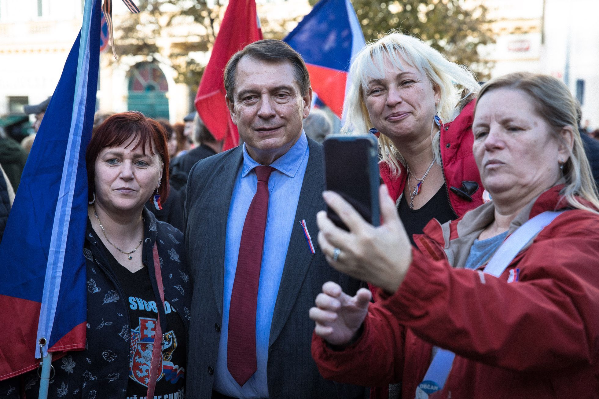 Protivládní demonstrace za demisi vlády 28. října 2022, Václavské náměstí - Jiří Paroubek