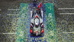 Toyota posádky Sébastien Buemi, Kazuki Nakadžima a Brendon Hartley v závodě 24 hodin Le Mans 2020