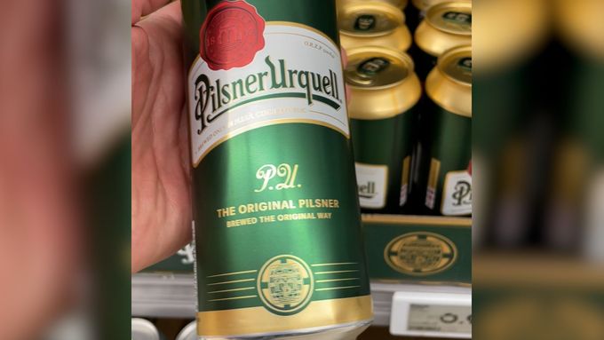 Ceny piva v Německu - original Pilsen v plechu a přepravka Budweiser Budvar