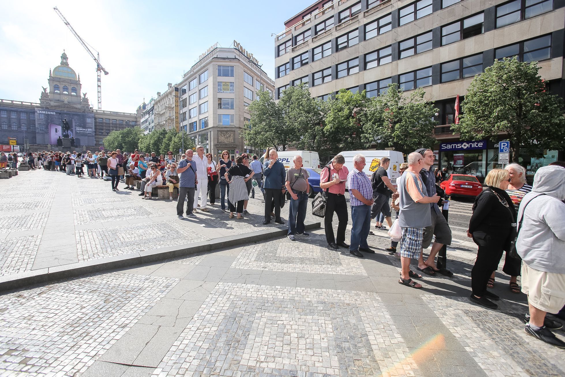 Akce Stan proti melanomu - vyšetření zdarma na Václavském náměstí, květen 2018