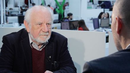Klaus Středoevropskou univerzitu z Prahy vyhodil, Soros nabídku Babiše nebere vážně, říká Jařab