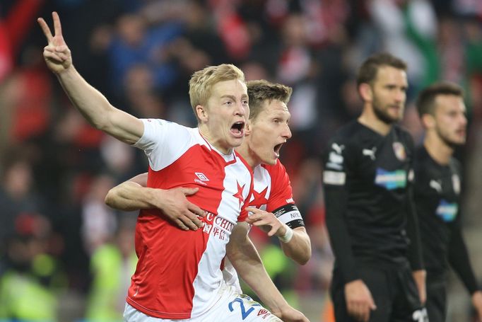 EPL, Slavia-Plzeň: Michal Frydrych slaví vítězný gól Salvie